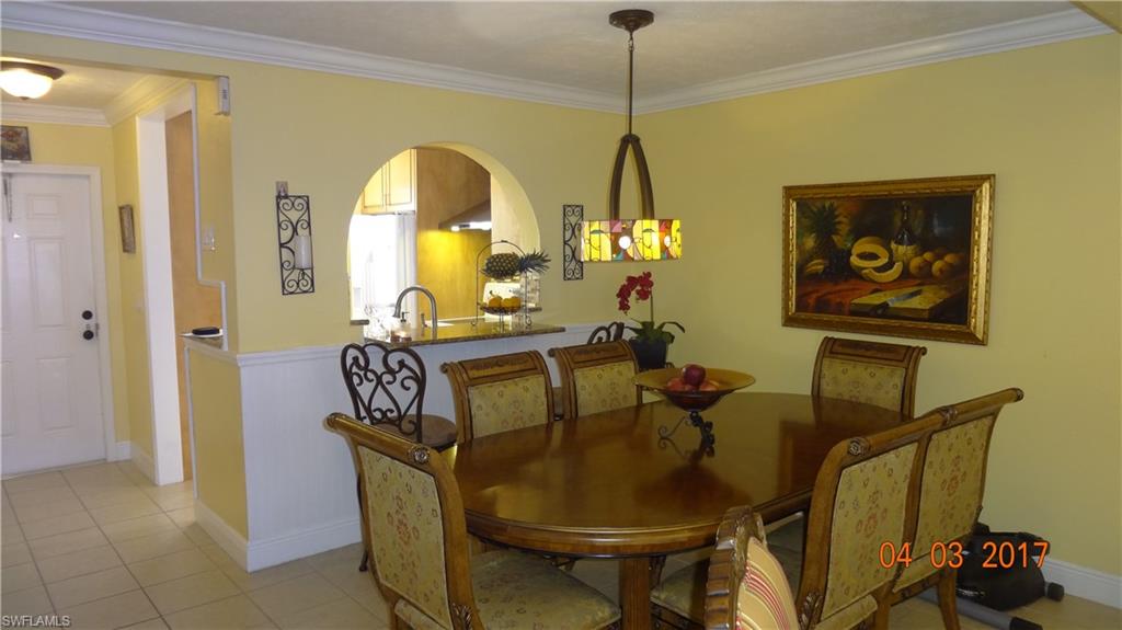 SQUARE ONE CONDO - Residential