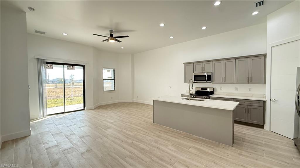 CAPE CORAL - Residential Lease