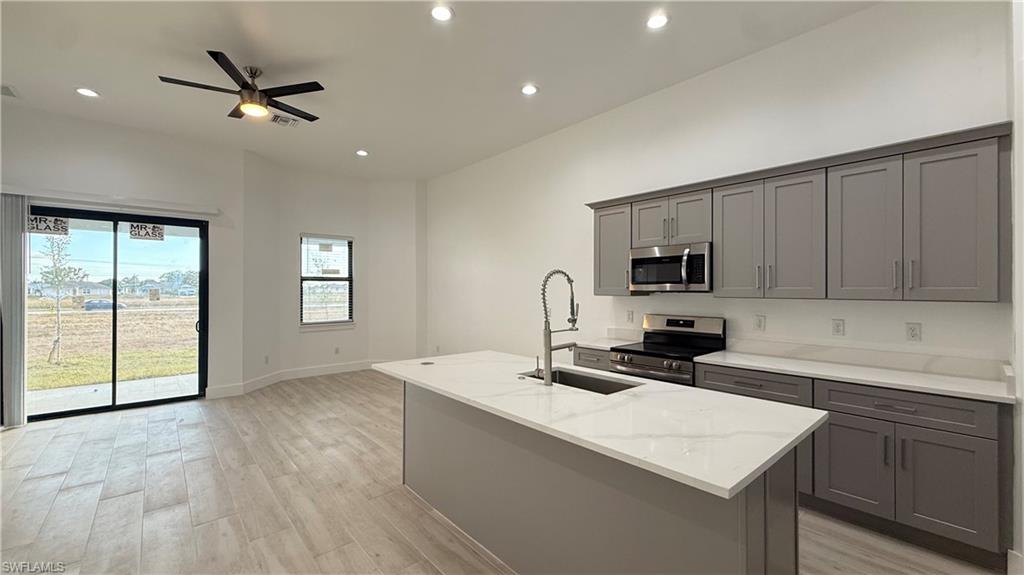 CAPE CORAL - Residential Lease