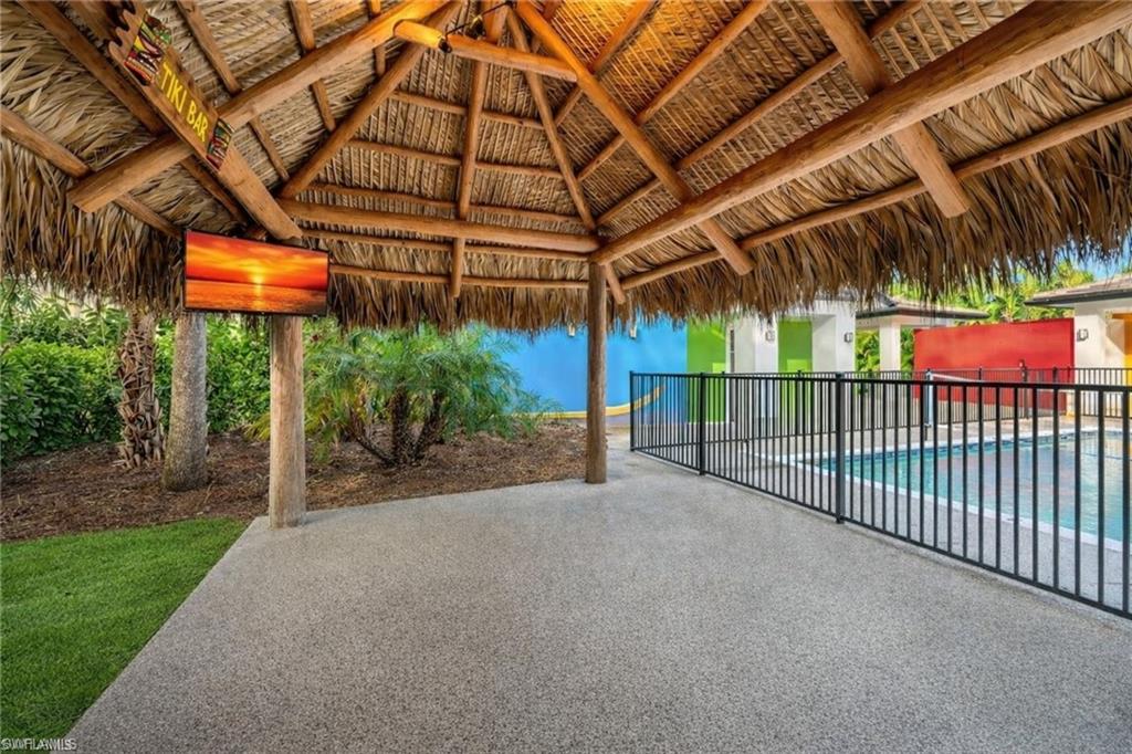 COACH HOUSE - Residential