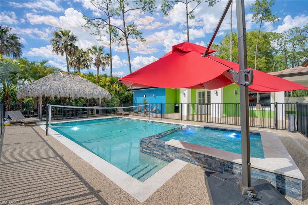 COACH HOUSE - Residential