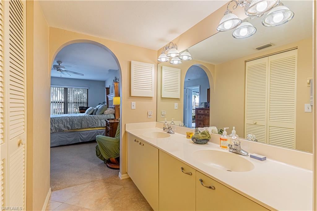 FOUNTAINS V - Residential Lease