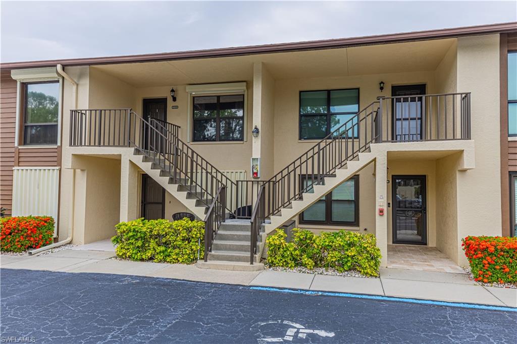 FOUNTAINS V - Residential Lease