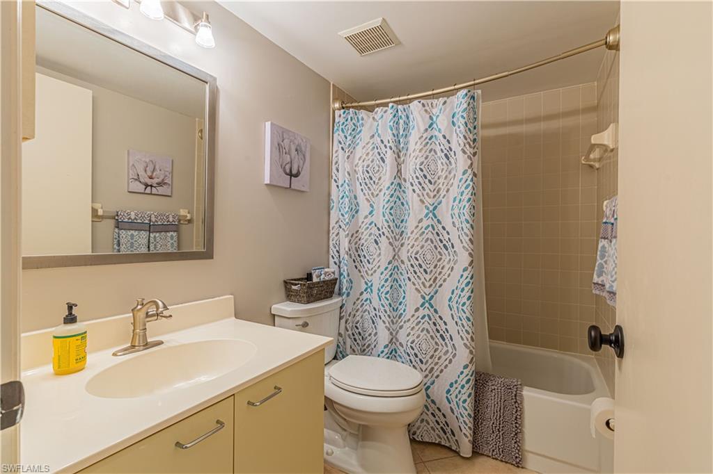 FOUNTAINS V - Residential Lease