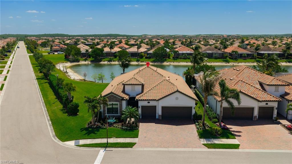 BONITA NATIONAL GOLF AND COUNTRY CLUB - Residential