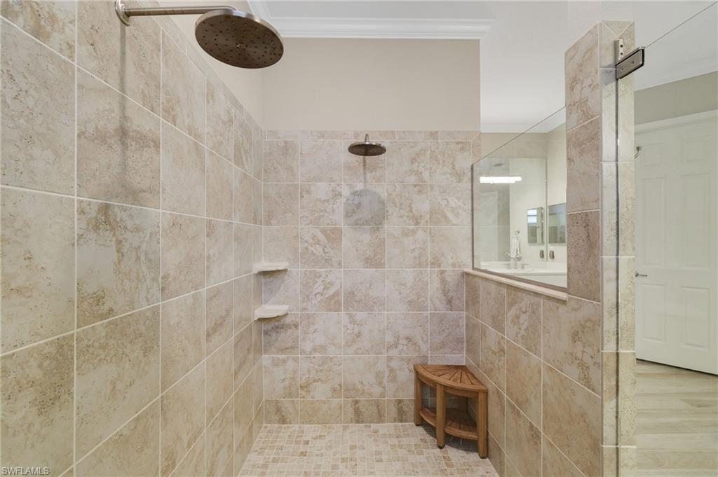 BONITA NATIONAL GOLF AND COUNTRY CLUB - Residential