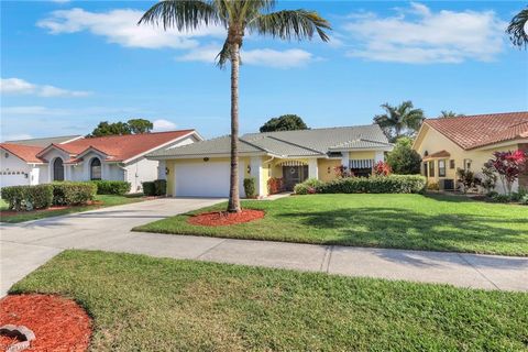 478 Countryside DR NAPLES FL 34104