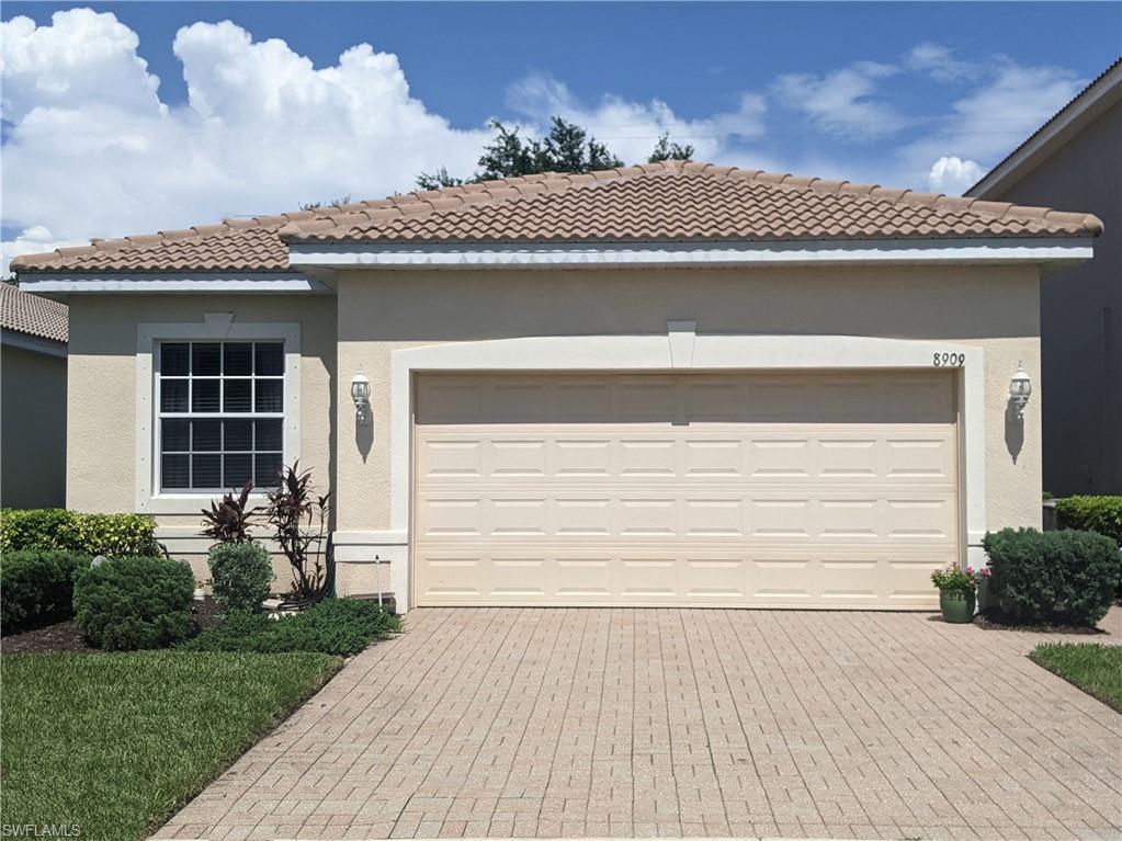 MONTEREY - Residential