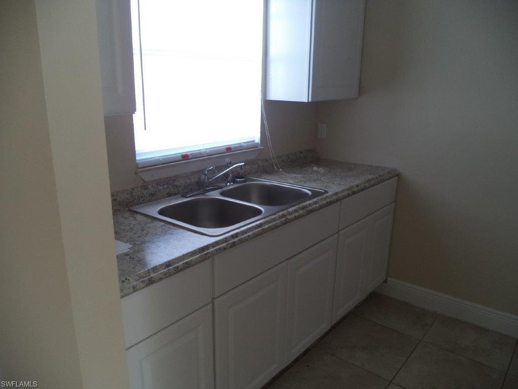 LINDA LOMA - Residential Lease