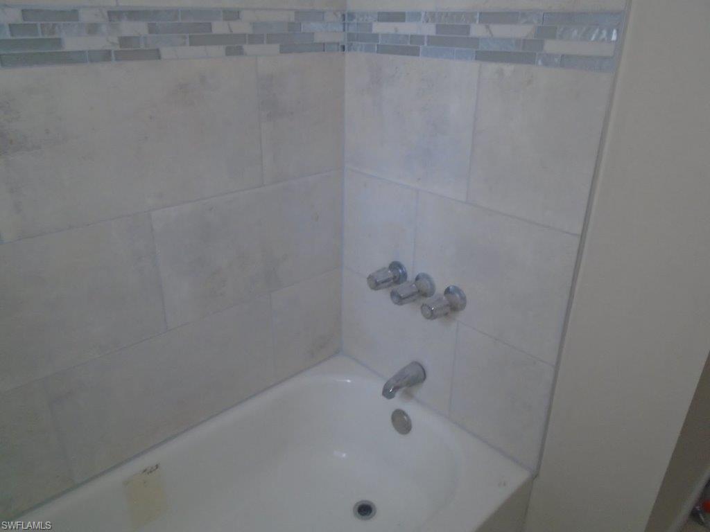 LINDA LOMA - Residential Lease