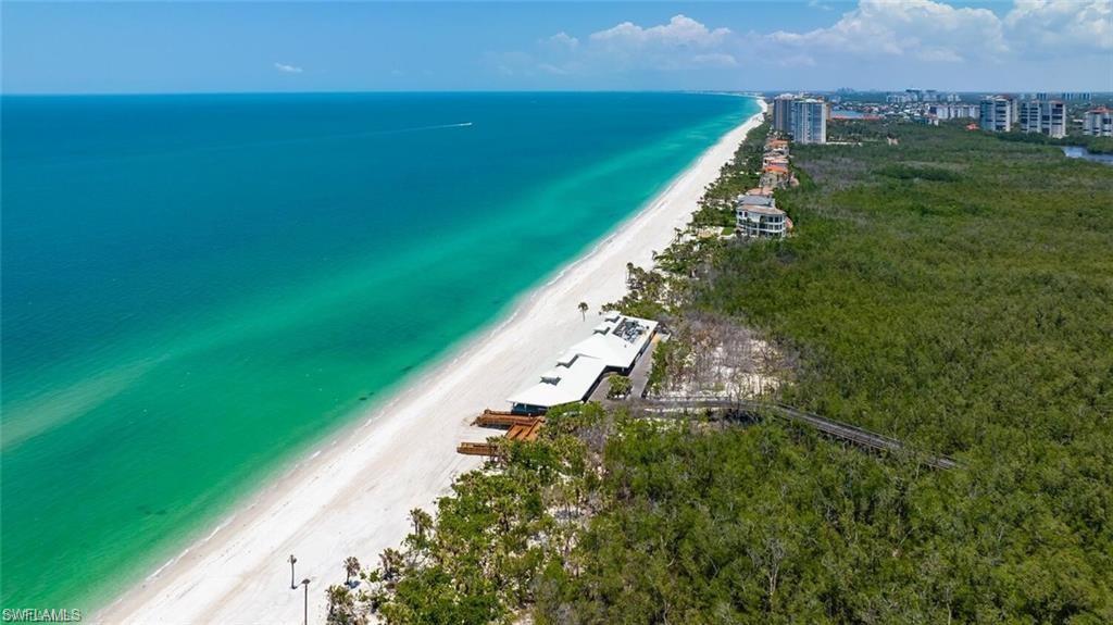 LAUREL OAKS AT PELICAN BAY - Residential Lease