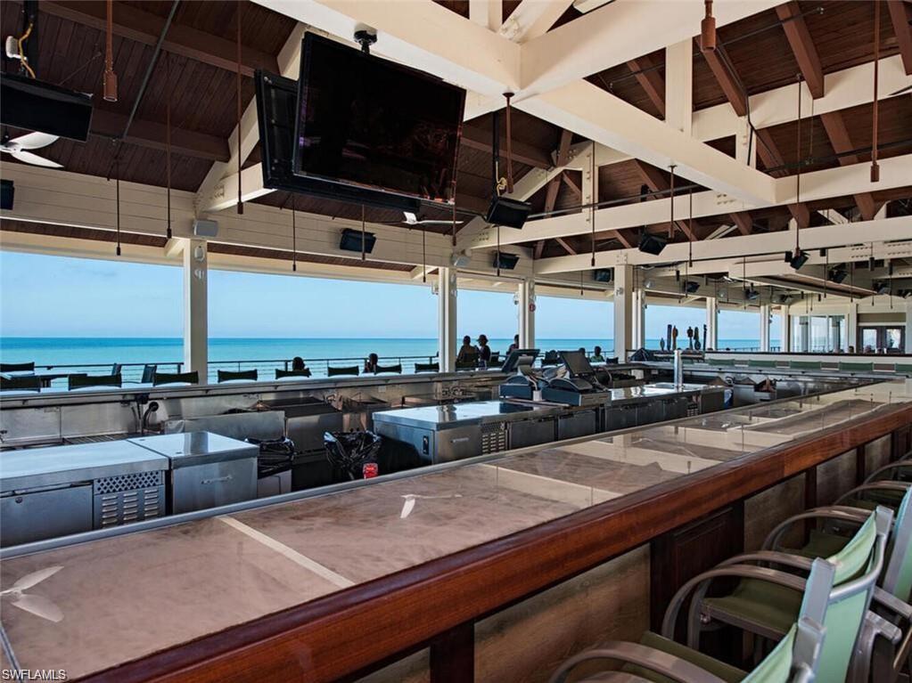 LAUREL OAKS AT PELICAN BAY - Residential Lease