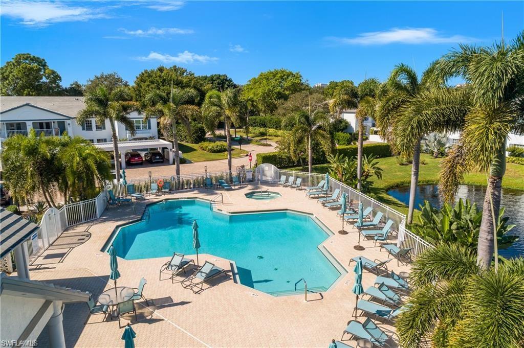 LAUREL OAKS AT PELICAN BAY - Residential Lease