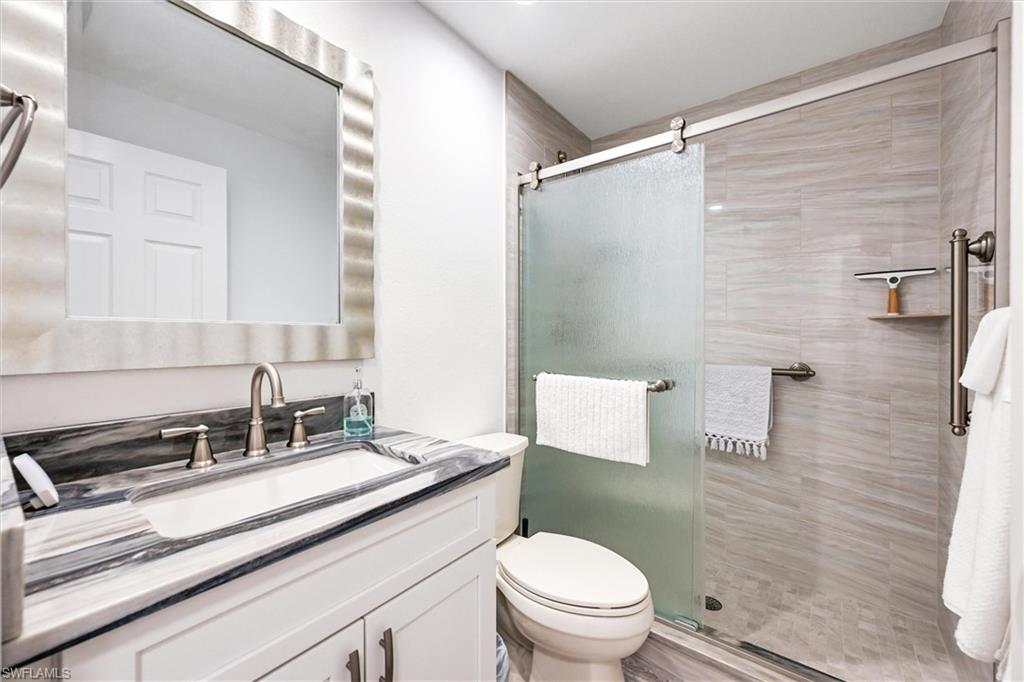 LAUREL OAKS AT PELICAN BAY - Residential Lease