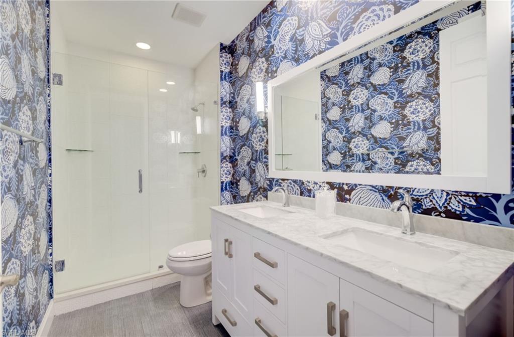 WELLINGTON PLACE II - Residential