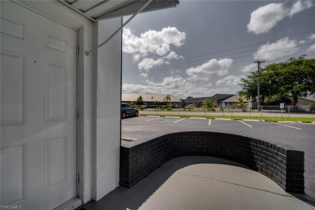 WINDSOR WEST - Residential