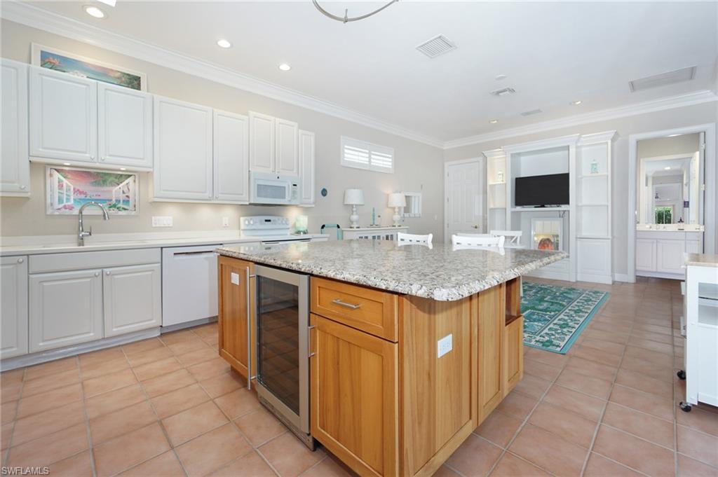 OAK LAKE SANCTUARY - Residential