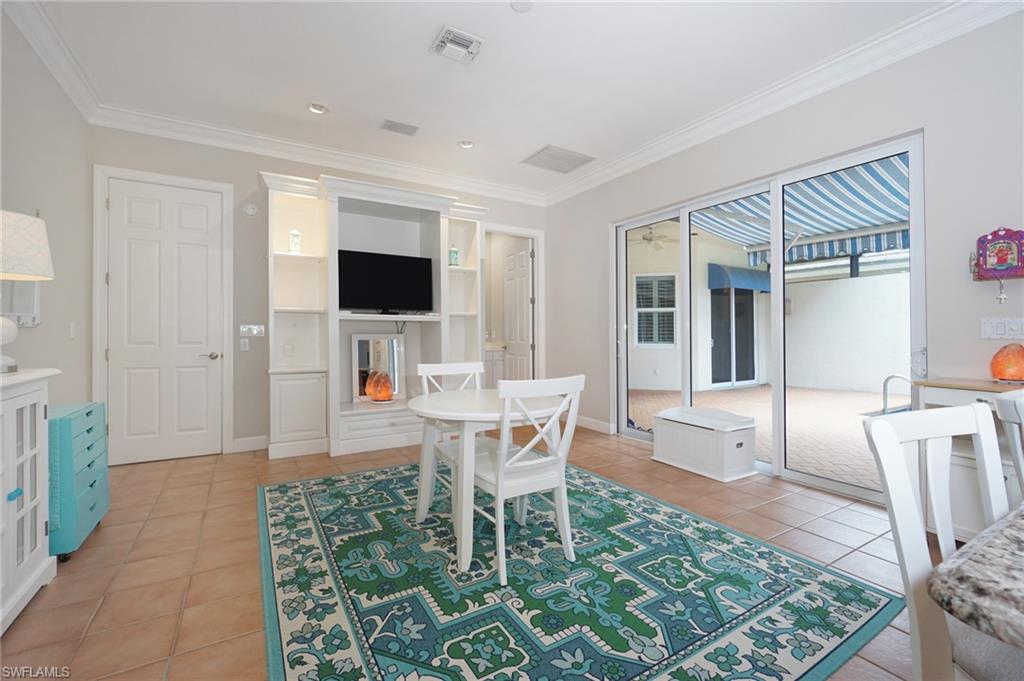 OAK LAKE SANCTUARY - Residential