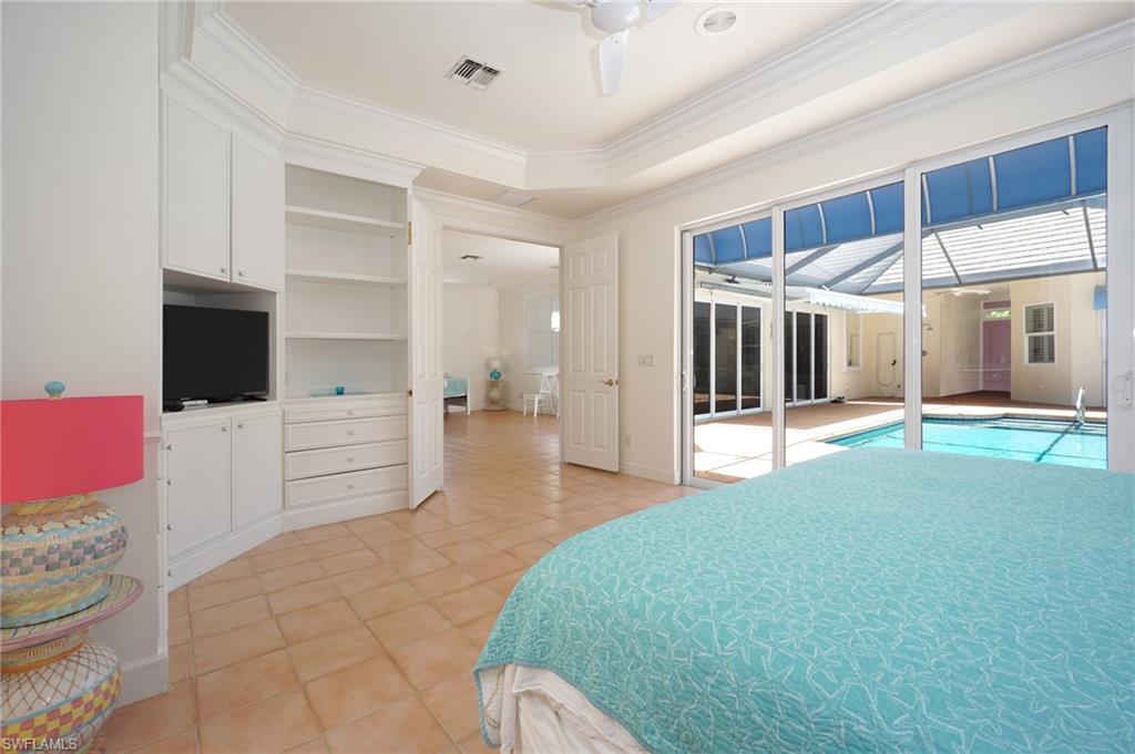 OAK LAKE SANCTUARY - Residential