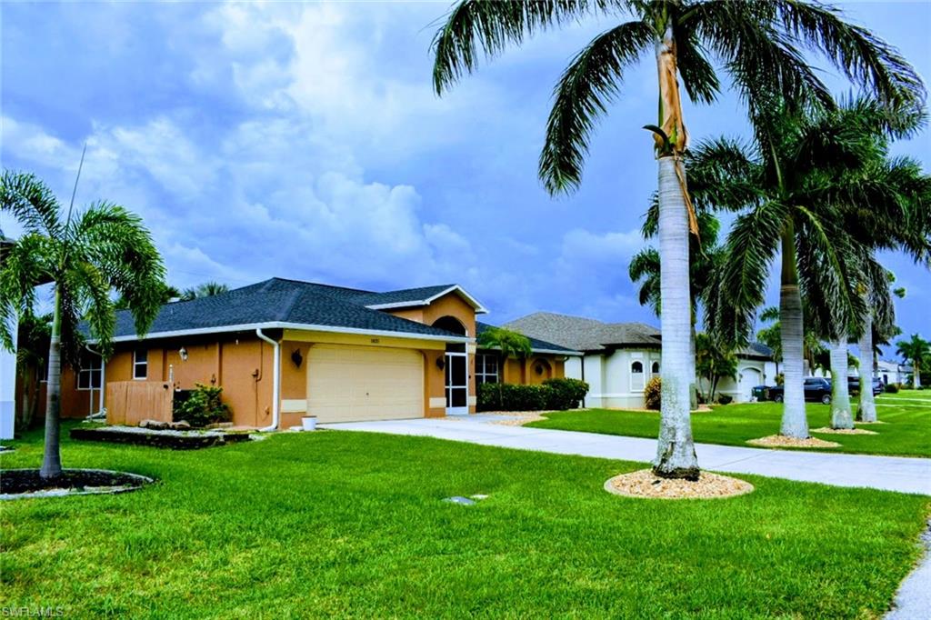 CAPE CORAL - Residential