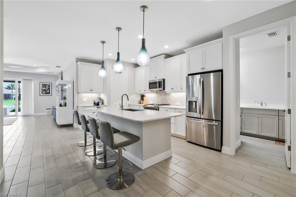 2291 Marquesa CIR