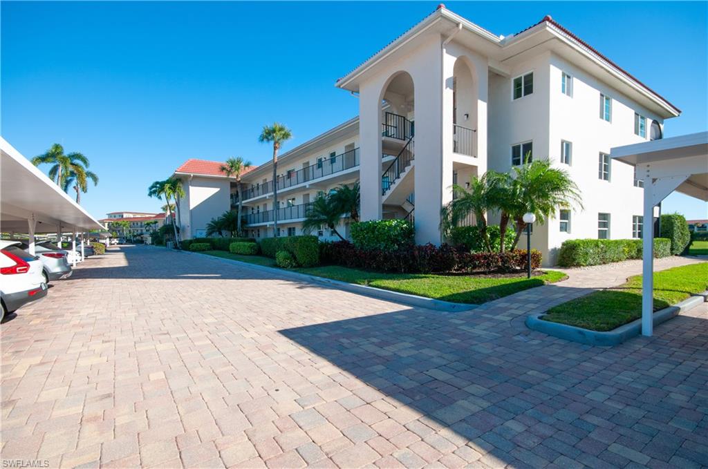 HIGH POINT COUNTRY CLUB - Residential