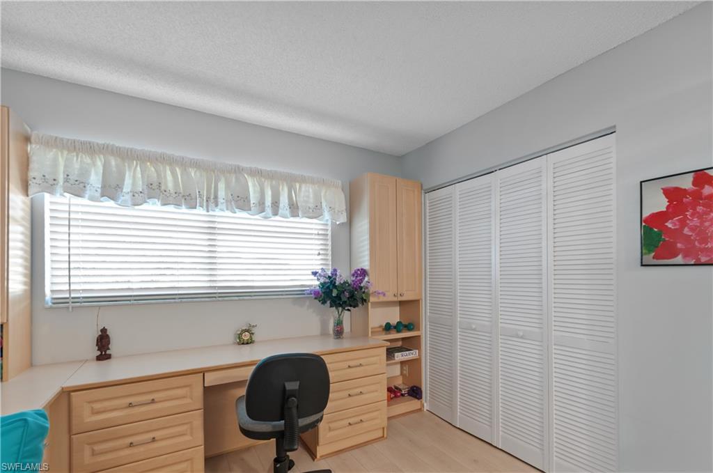 HIGH POINT COUNTRY CLUB - Residential