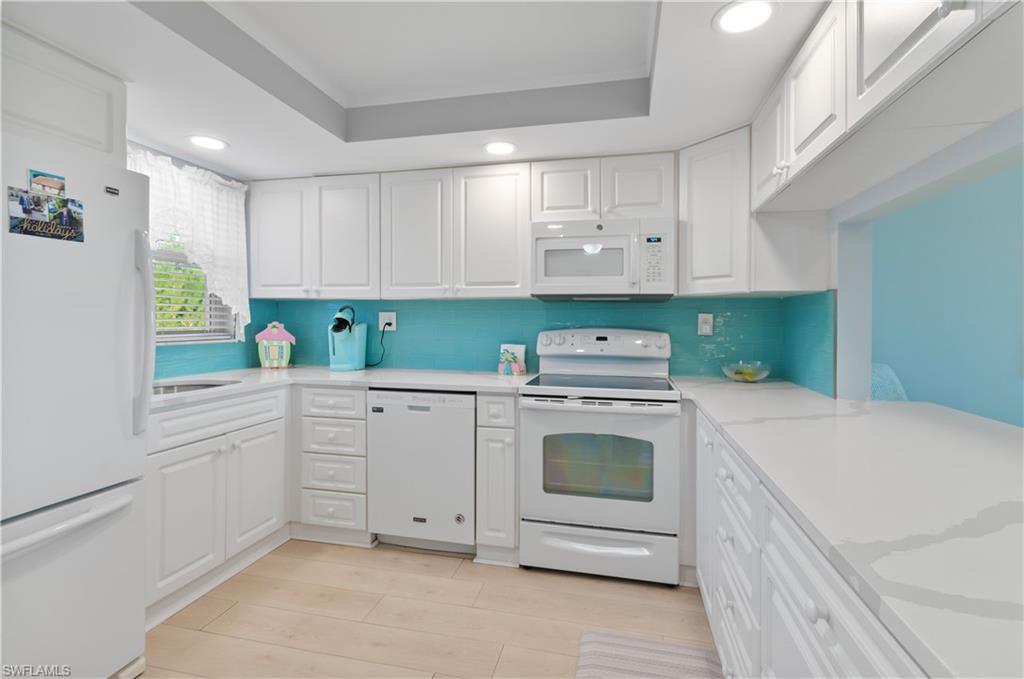 HIGH POINT COUNTRY CLUB - Residential