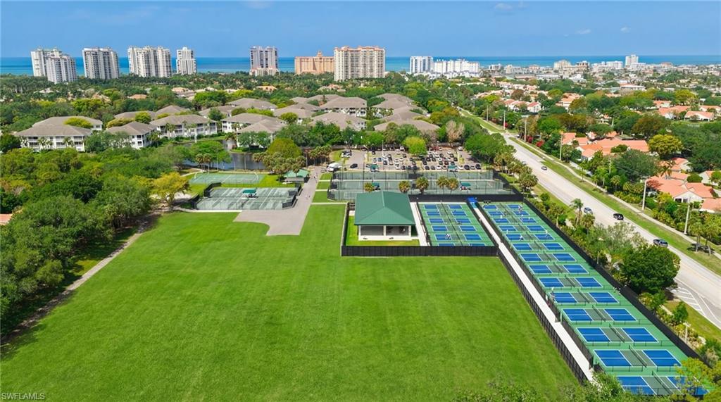 BREAKWATER - Residential