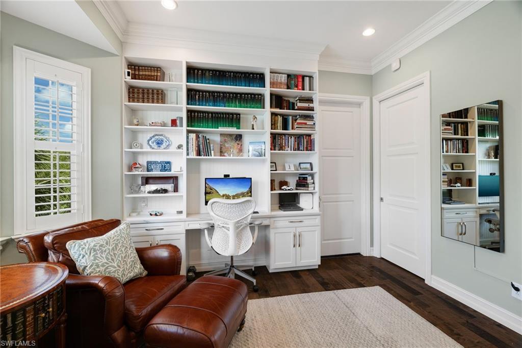 BREAKWATER - Residential