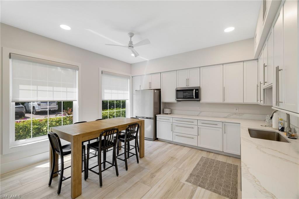 BREAKWATER - Residential