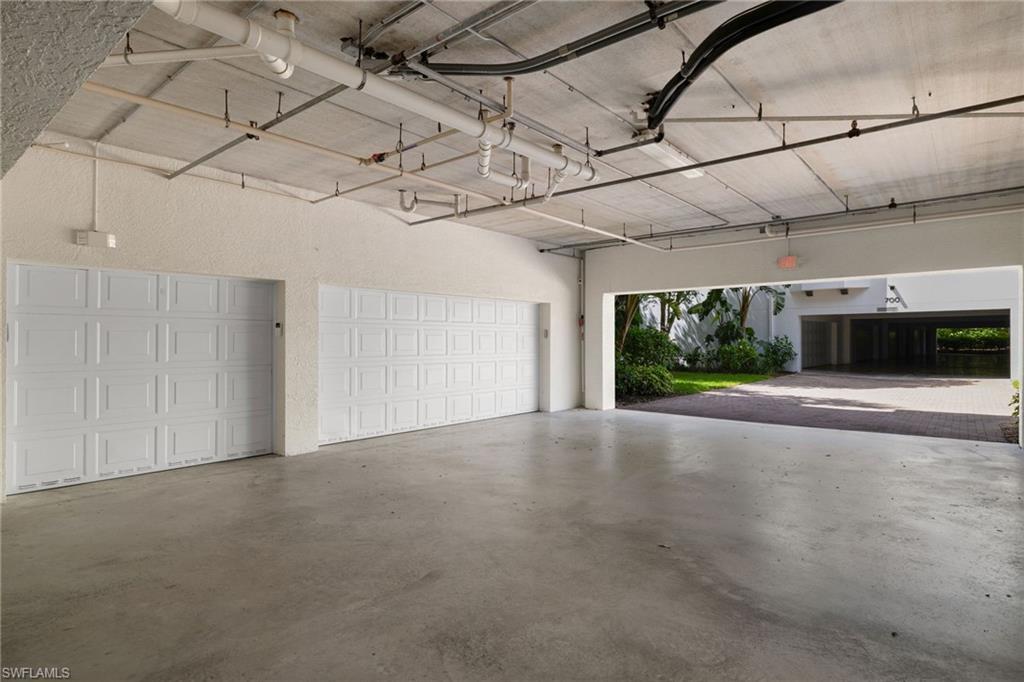 BREAKWATER - Residential