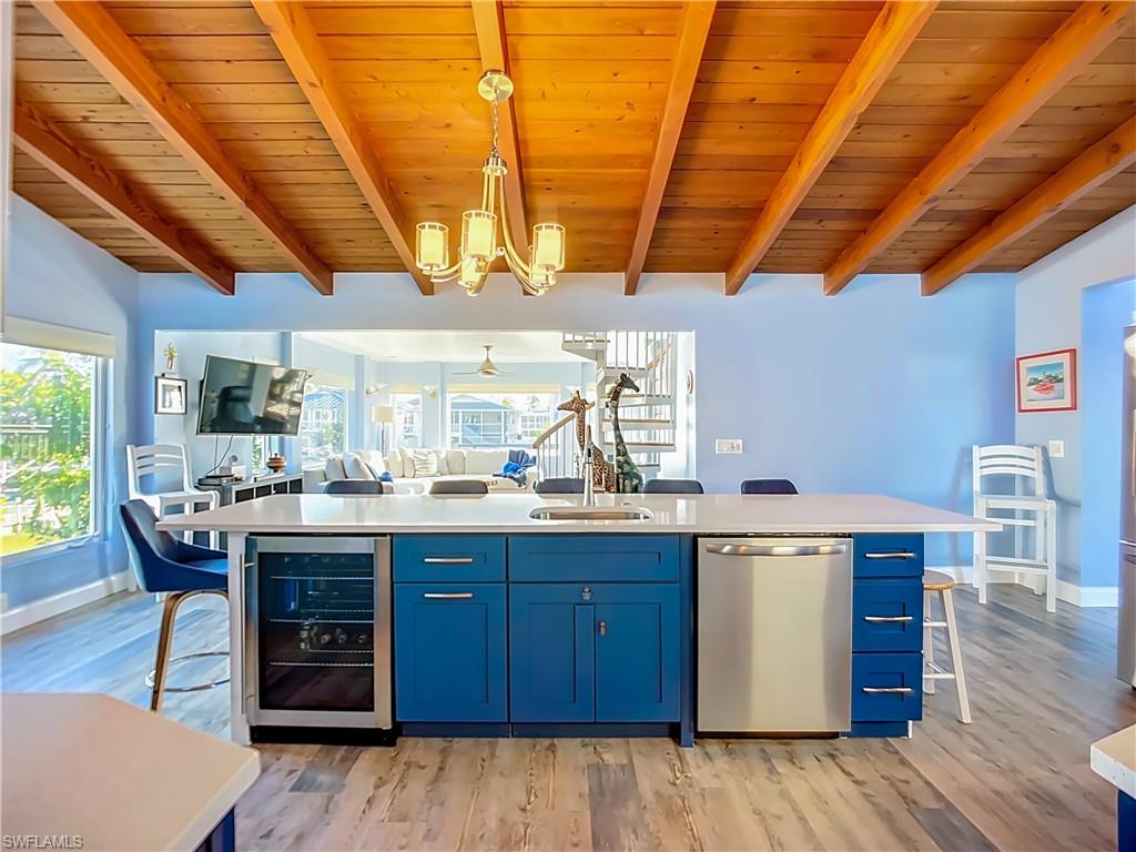 VENETIAN GARDENS - Residential