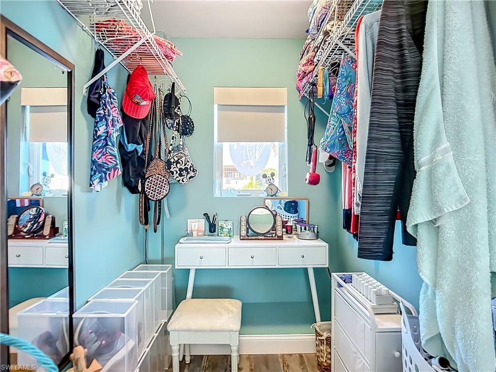 VENETIAN GARDENS - Residential