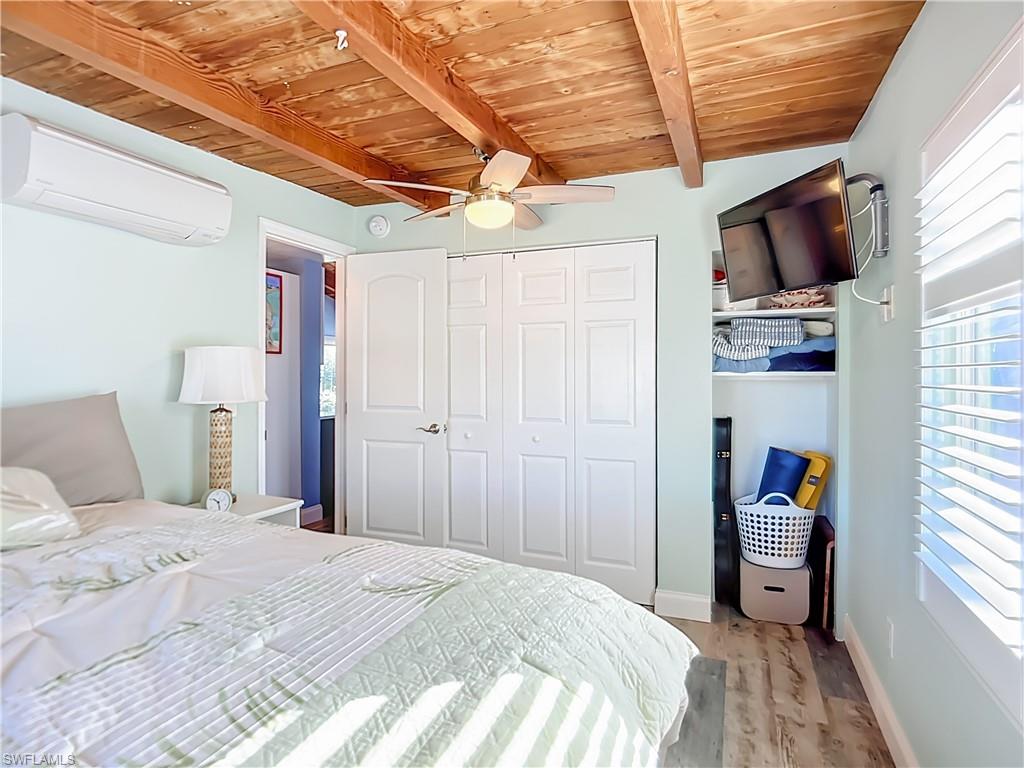 VENETIAN GARDENS - Residential