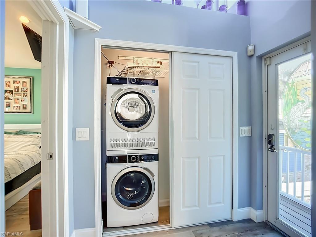 VENETIAN GARDENS - Residential