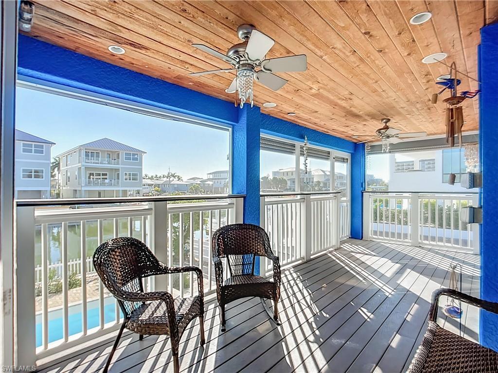 VENETIAN GARDENS - Residential