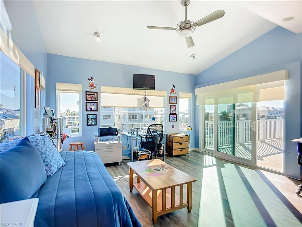 VENETIAN GARDENS - Residential