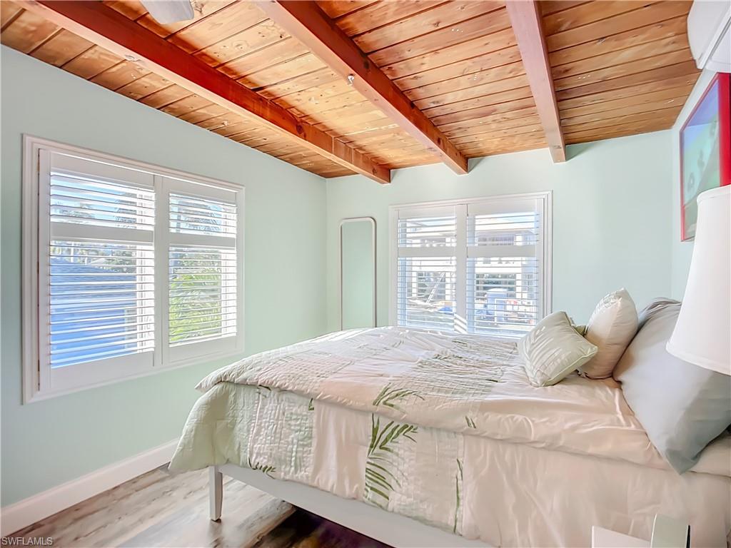 VENETIAN GARDENS - Residential