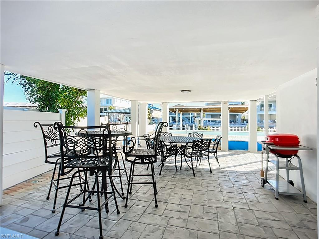 VENETIAN GARDENS - Residential