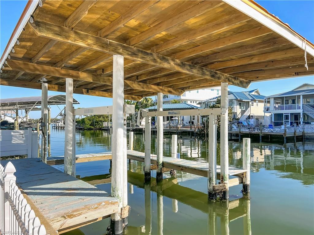 VENETIAN GARDENS - Residential