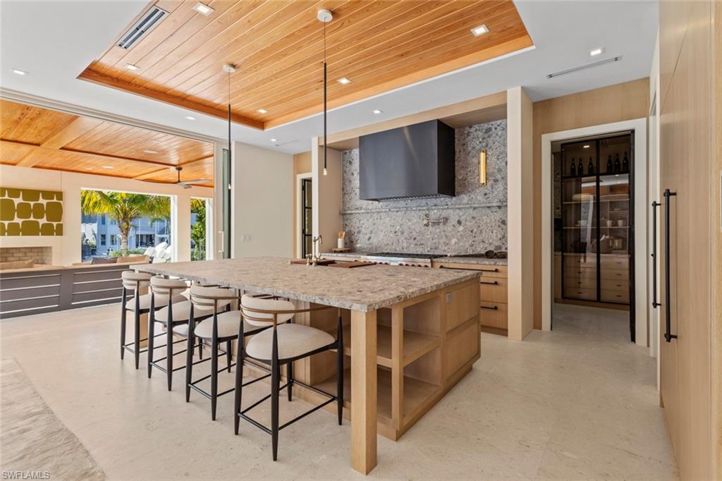 AQUALANE SHORES - Residential