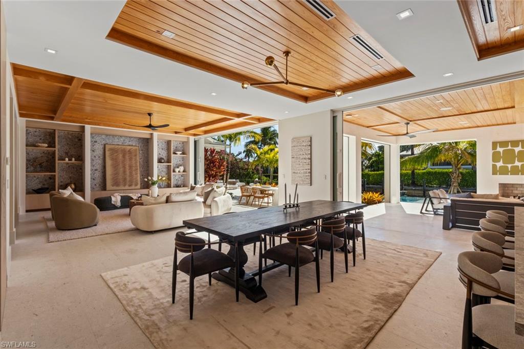 AQUALANE SHORES - Residential