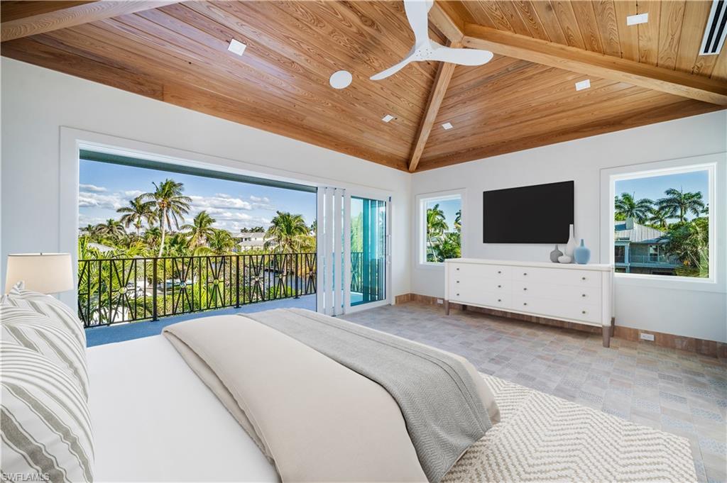 AQUALANE SHORES - Residential