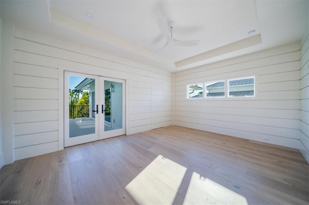 AQUALANE SHORES - Residential