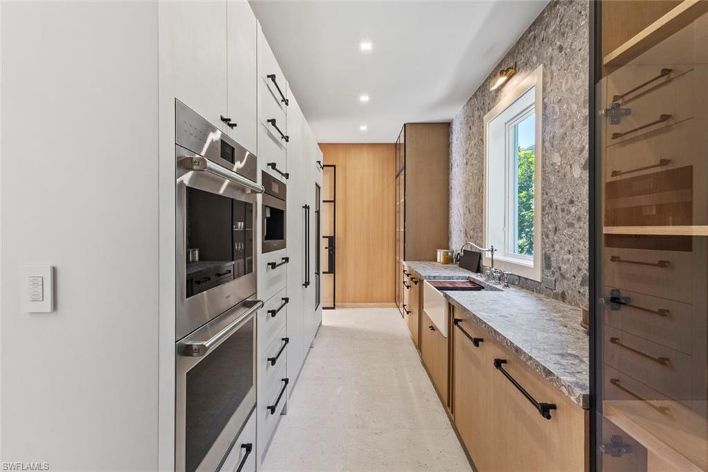 AQUALANE SHORES - Residential