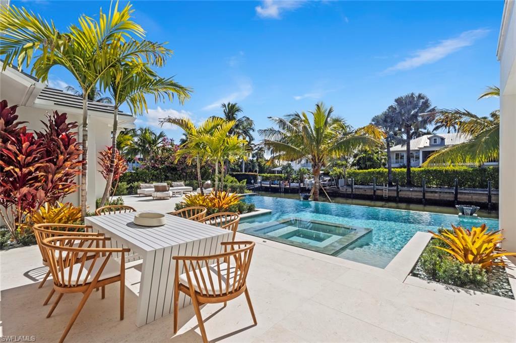 AQUALANE SHORES - Residential