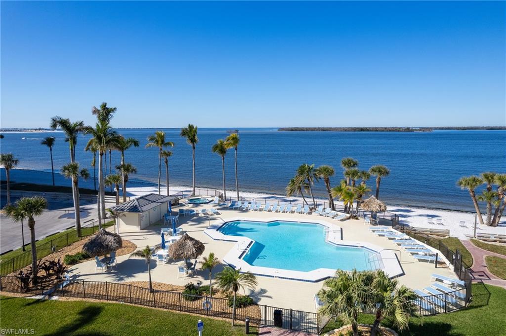 SANIBEL HARBOUR TOWER CONDO - Residential