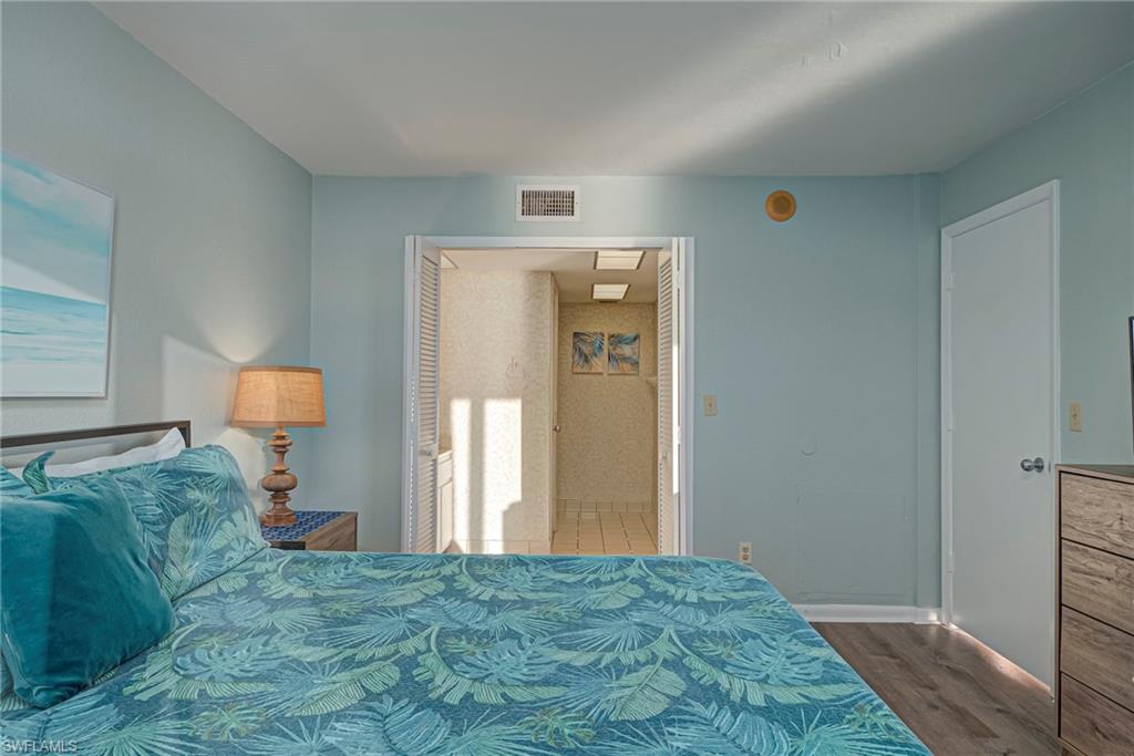 SANIBEL HARBOUR TOWER CONDO - Residential