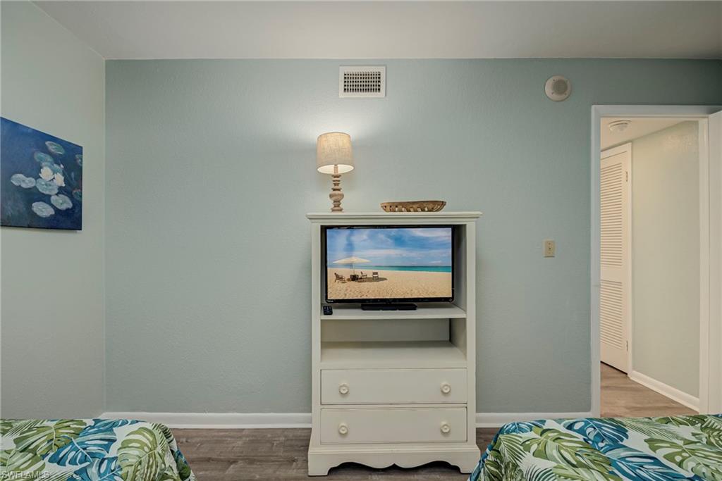 SANIBEL HARBOUR TOWER CONDO - Residential